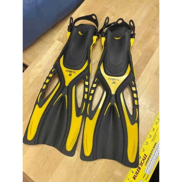 Propel Flippers