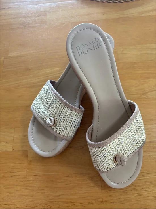 Donald J. Pliner Cream Woven Slide Wedges