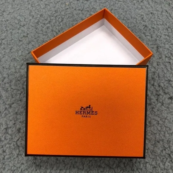 Authentic Hermes Orange Gift Box‎ Empty  Rectangle 4.25x3.25x1 Small Storage