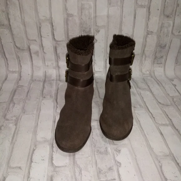 Solesenseability women brown suede wedge boots