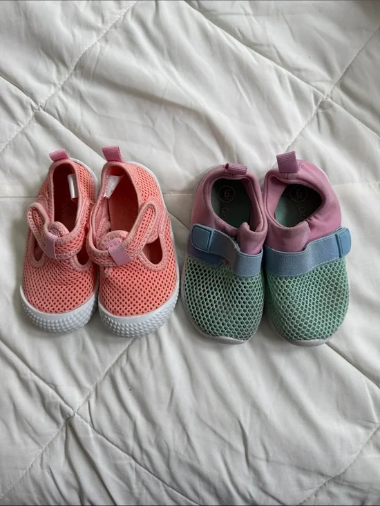 Toddler Girl Size 5 and 6 Water Shoes