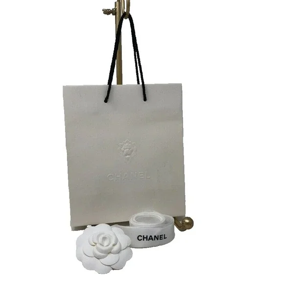 Authentic Chanel Gift Bag‎ Shopping Small White Ribbon Flower Travel Storage