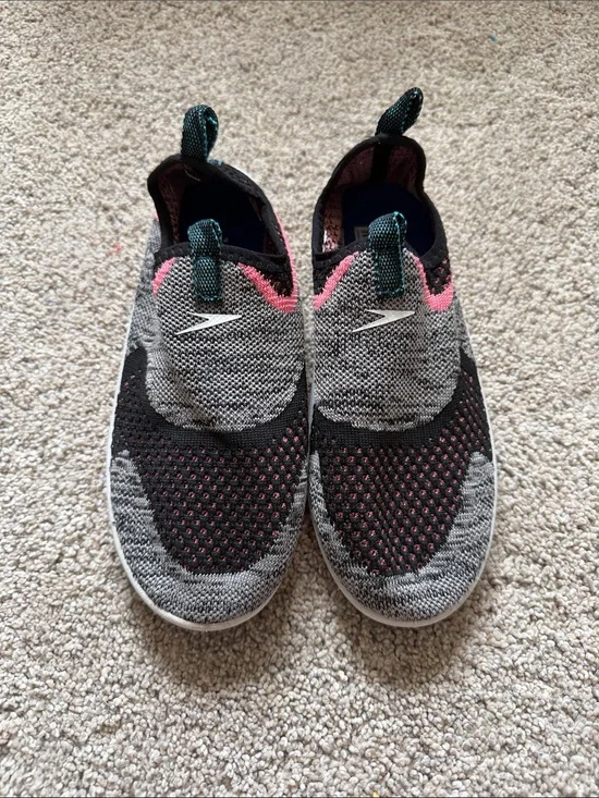 Speedo Junior Girls Surf Strider Water Shoes - Heather Gray & Pink Medium 2/3