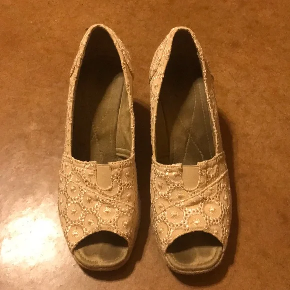 Cato wedge sandals, peep toe, size 10 | offer in description