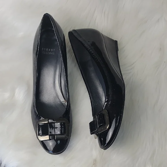 STUART WEITZMAN Madam Bow Black‎ Patent Metal Bow Wedge Party Office Heels 8.5N