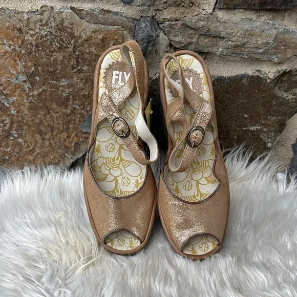 NEW Fly London Yora gold peep-toe wedge sandals size 40