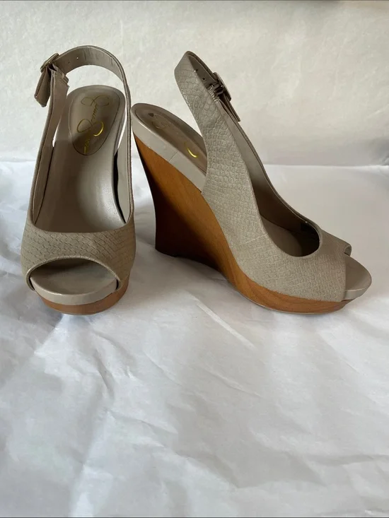 Jessica Simpson‎ Taupe Textured Peep-Toe Slingback Wedges