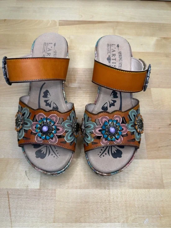 L'ATISTE Floral Embellished‎ Tan Wedge Sandals Boho