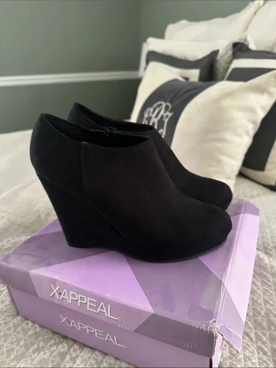Xappeal Black Suede Wedge Booties