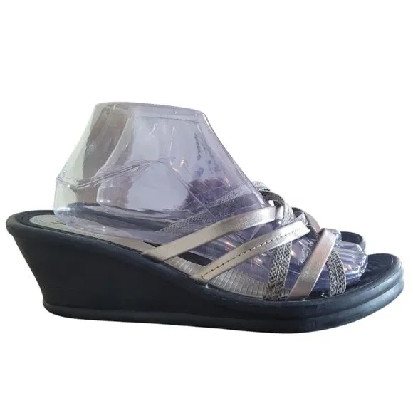 Skechers Cushioned Wedge Strappy Sandals Women's‎ Size 10 Summer Beach Comfy
