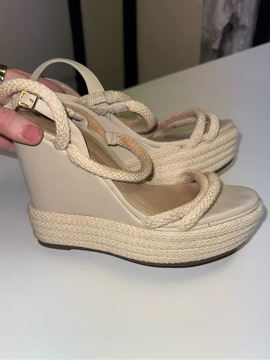 Schutz Leenah Wedges