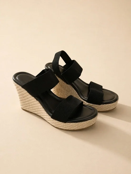 5/$25 🎉 - Size 7 Black Wedge Sandals
