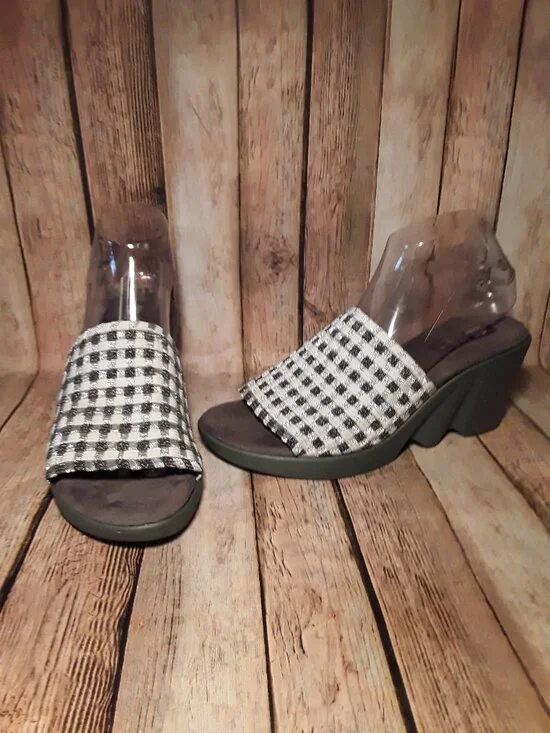 Zee Alexis Gray/Silver/White Wedge Sandals Size EU 40