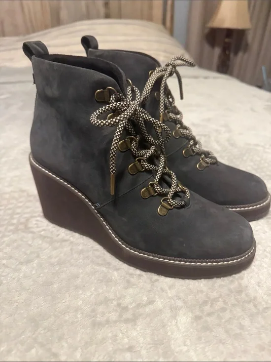 Toms melrose Wedge Lace-Up Ankle Boots in Dark Gray