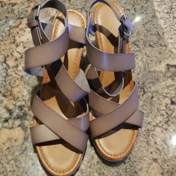 💕Maurices* Wedges