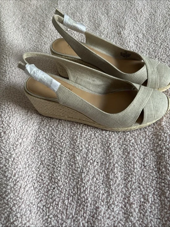 Lauren Ralph Lauren Linen Slingback Espadrille Wedges in Beige
