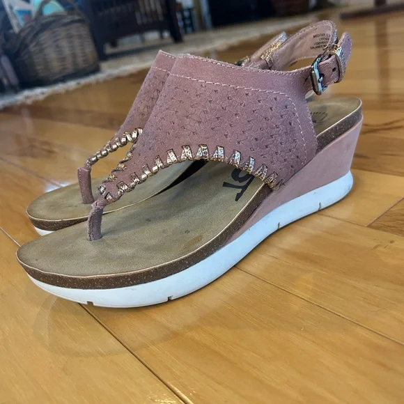 OTBT Meditate Stylish Pink Wedge Women’s  Sandals