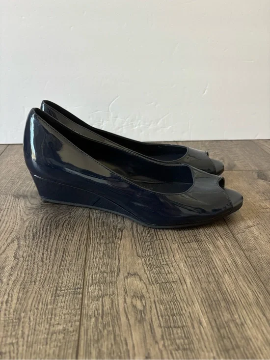 Bandolino Navy Patent Peep-Toe Wedge Pumps