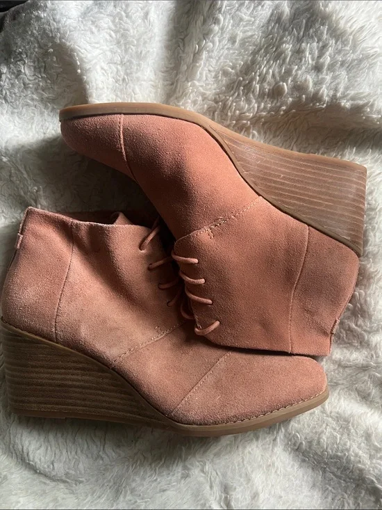 Toms Pink Suede Lace-Up Wedge Booties