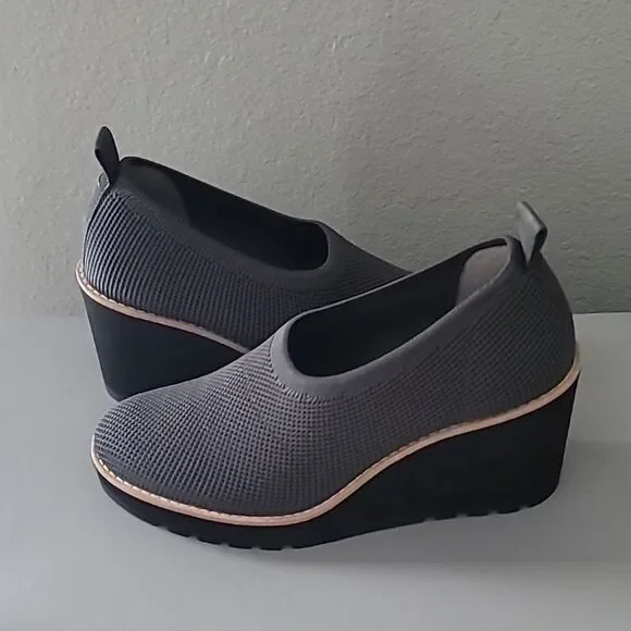 Eileen Fisher Graphite Marie Wedge Shoes Size 7.5  $235