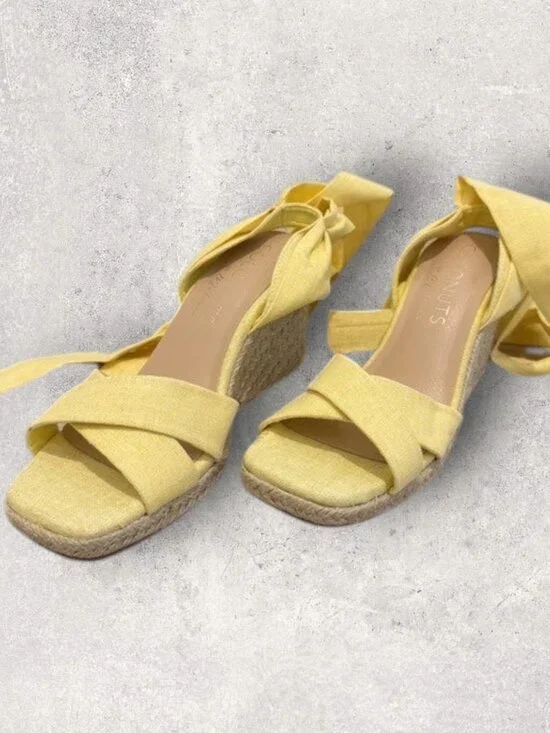 Yellow Coconuts by Matisse Wedges