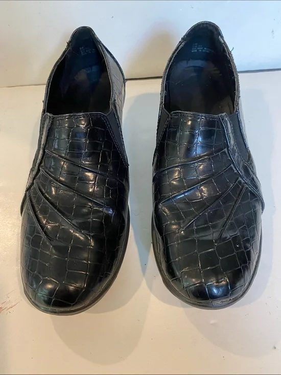 Clarks May Marigolds Black Croc Pattern Wedges