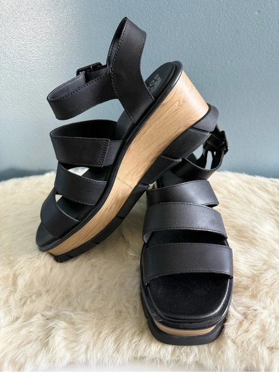 Sorel Women’s Joanie III Ankle Strap Leather Faux Wood Sandals