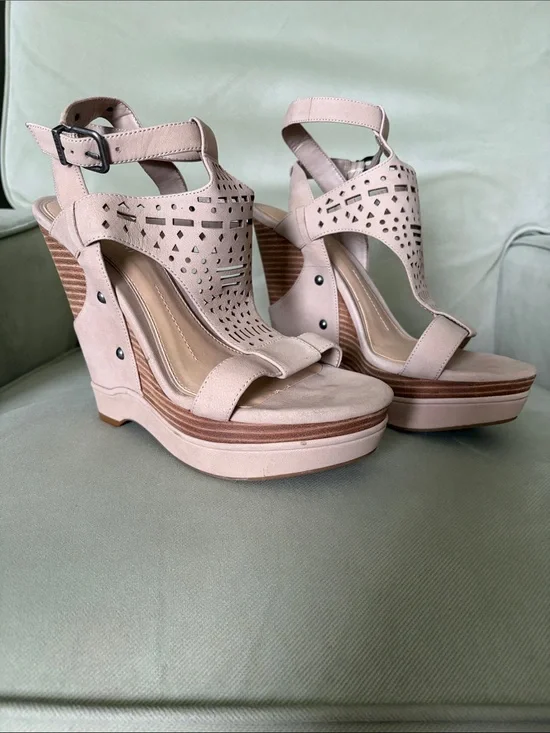 Gianni Bini Wedges