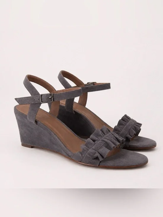 Garnet Hill Womens Wedge Heel Sz 40 US 10 Taupe Suede Leather Strappy Open Toe