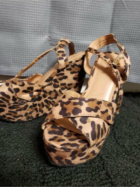 Xhilaration Leopard Print Platform Wedge Sandals - Tan/Black