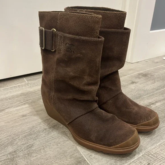 SOREL Toronto Midcalf Brown Suede Wedge‎ Pull On Boot Women's Winter Size 8.5