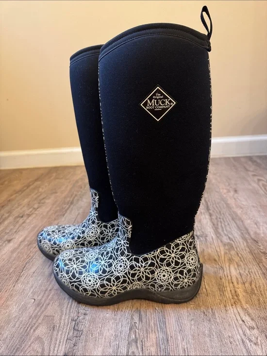 Muck Boot Company Women's Black & White Patterned Tall Waterproof Boots
