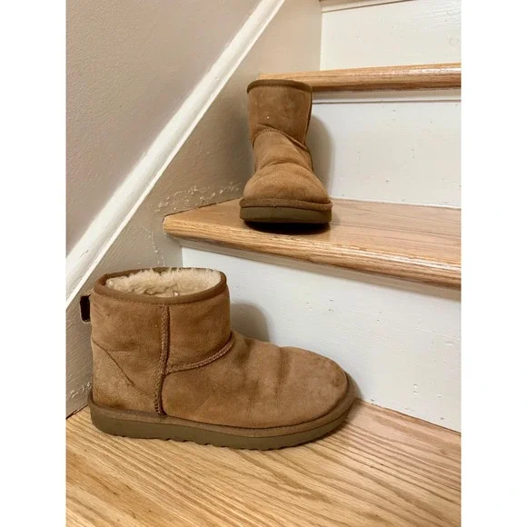 UGG Classic Mini Chestnut Suede Shearling Ankle Boots Womens 8 Snow Winter