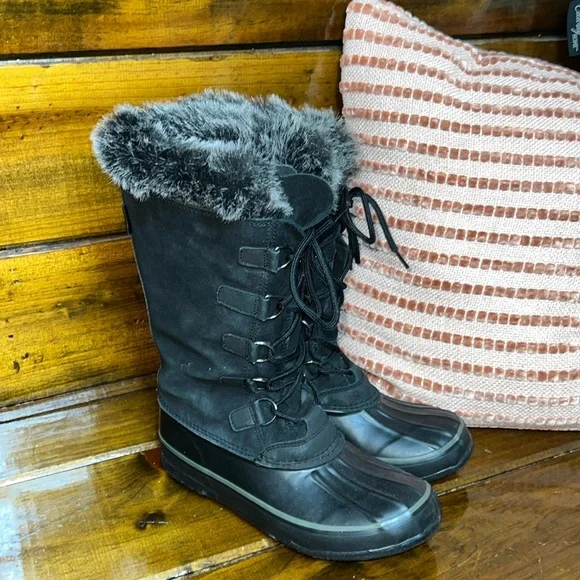 Kamik‎ Black Winter Boots- 7