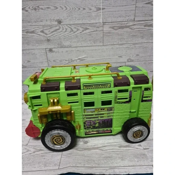 Teenage Mutant Ninja Turtle Command Vehicle