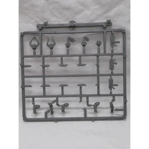 *Incomplete* Warhammer 40K Chaos Marine Squad Legionaires Sprue