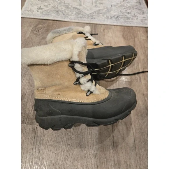 Sorel Womens‎ Suede Snow Angel Waterproof Winter Boots Size US 7 Tan And Black