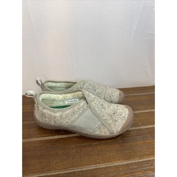 Keen‎ Howser II Womens Shoes Sz 6 Taupe Felt Black Slip On Comfortable Winter