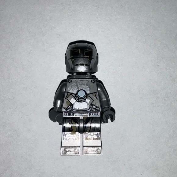 Lego Iron Man Mark 1 Armor 76125 Avengers Super Heroes Minifigure
