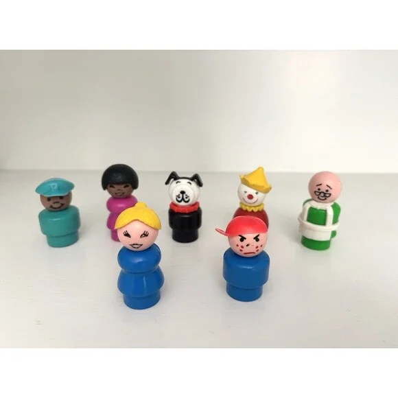 Vintage Fisher Price Little People Wooden Figures Lot Of 7
