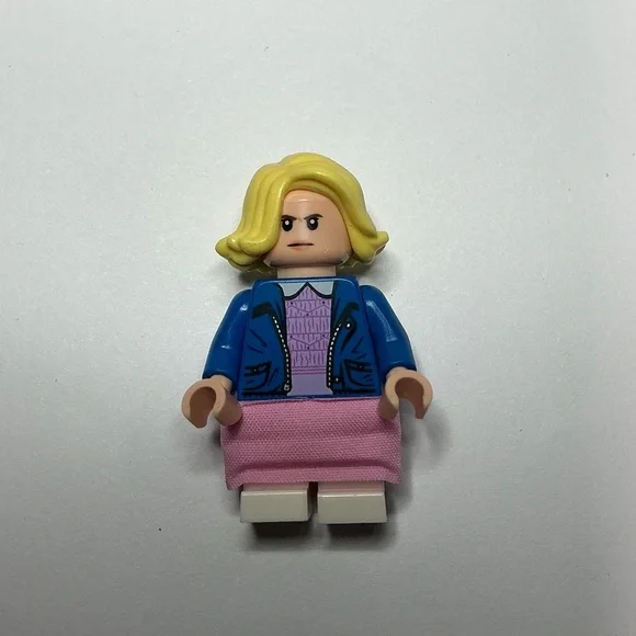 Lego Eleven Minifigure 75810 Stranger Things