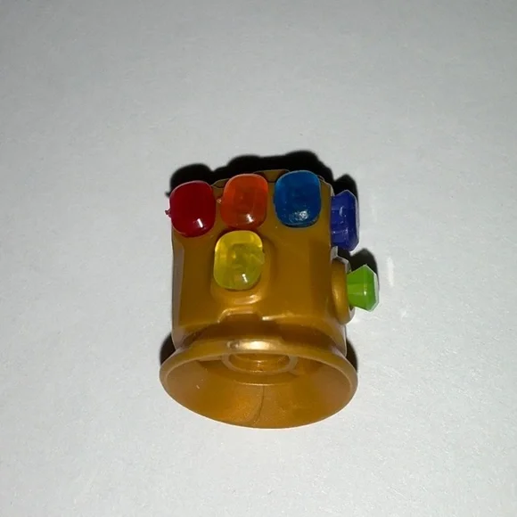 LEGO Gold Infinity Gauntlet  Toy Ring with Colorful Gems