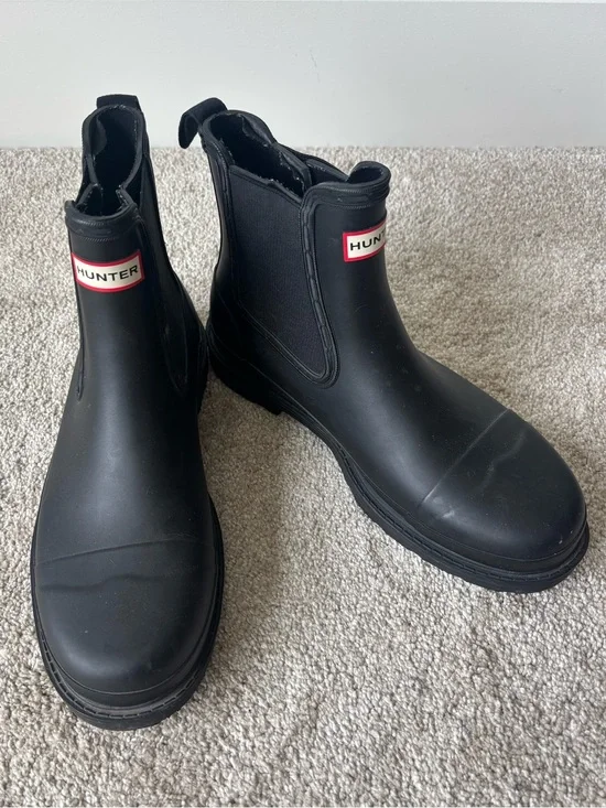 Hunter Commando Chelsea Ankle Boot Black Rubber Outdoor Rainboot Weatherproof