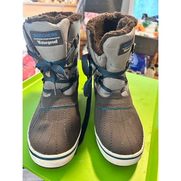 Skechers Outdoor Performance Waterproof Snow Boots Womens brown Houndstooth Duck