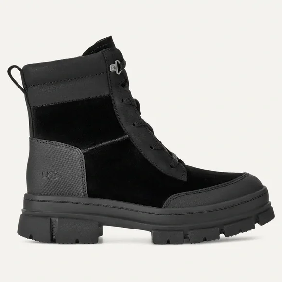 UGG | Ashton Weatherized Lace Up boots In Black New