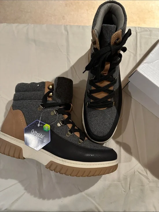Sonoma Gray, Black & Tan Mixed-Material Hiking Boots