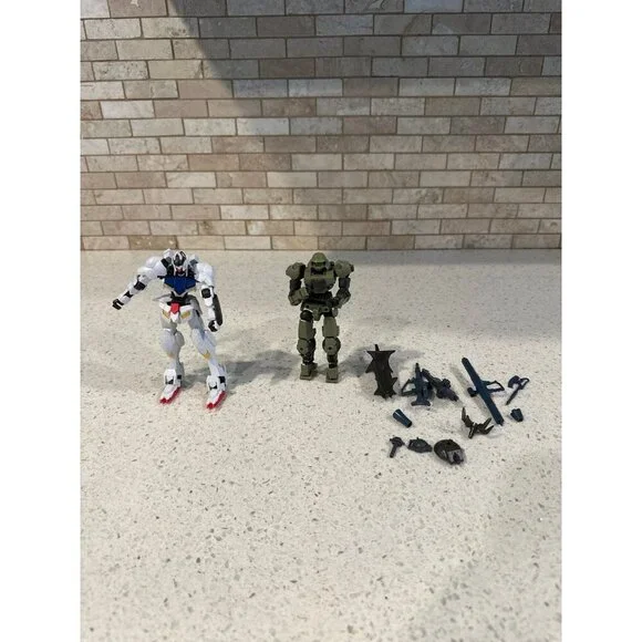 Gundam action‎ figures (b7)
