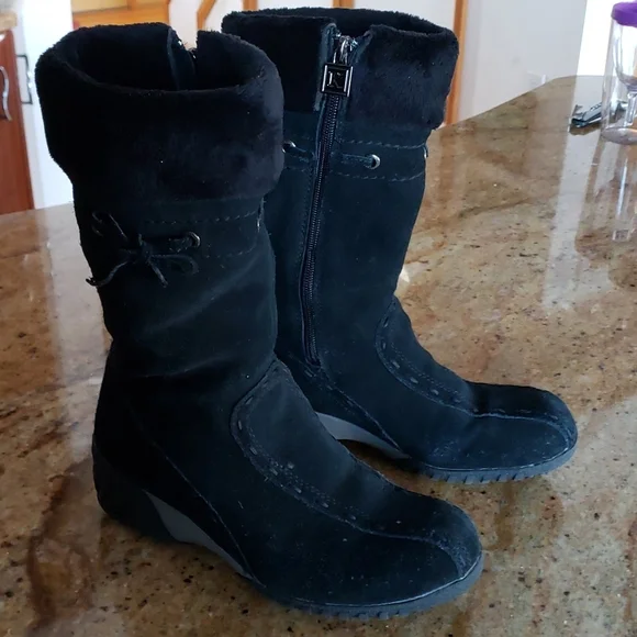 KHOMBU ALLANA SUEDE LEATHER WINTER BOOTS LINED SIDE ZIPPER SIZE 7M BLACK
