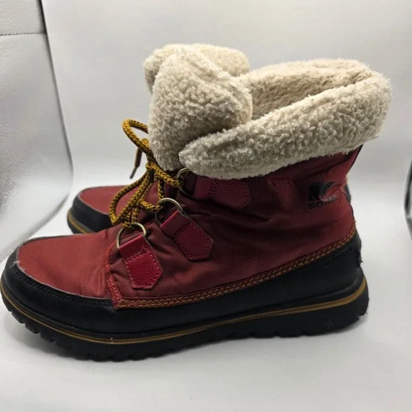 Sorel Whitney Short Lace Red Black Waterproof Winter Snow Boots Womens 8.5