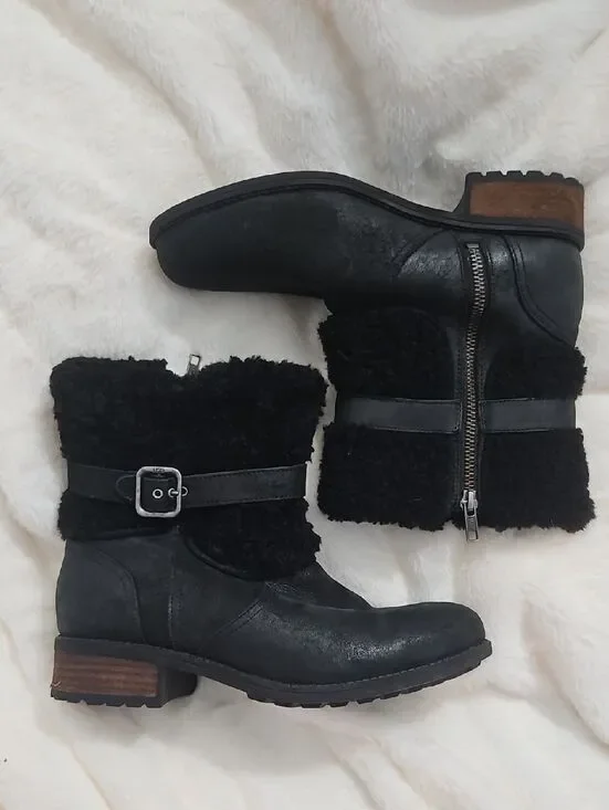 UGG Blayre II Sheepskin Moto Ankle Boots Black Leather Water Resistant  Size 9